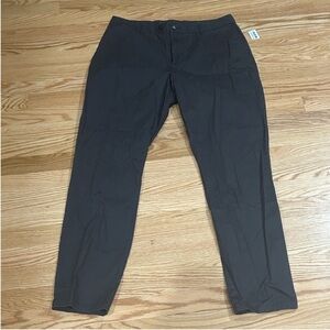 Old Navy men’s navy pants athletic fit trouser pants 34 x 32